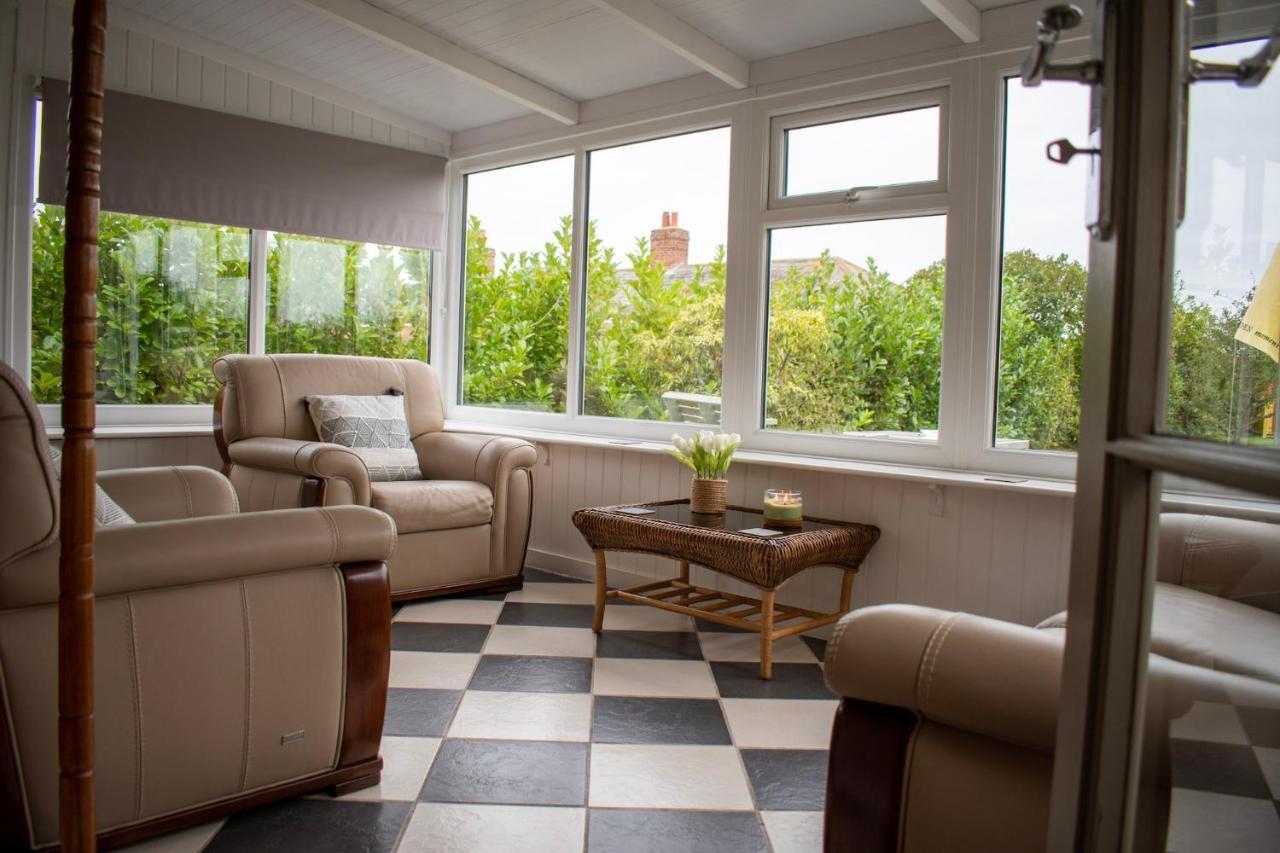 Villa Old Chapel House Tetney Lock Grimsby Exterior foto
