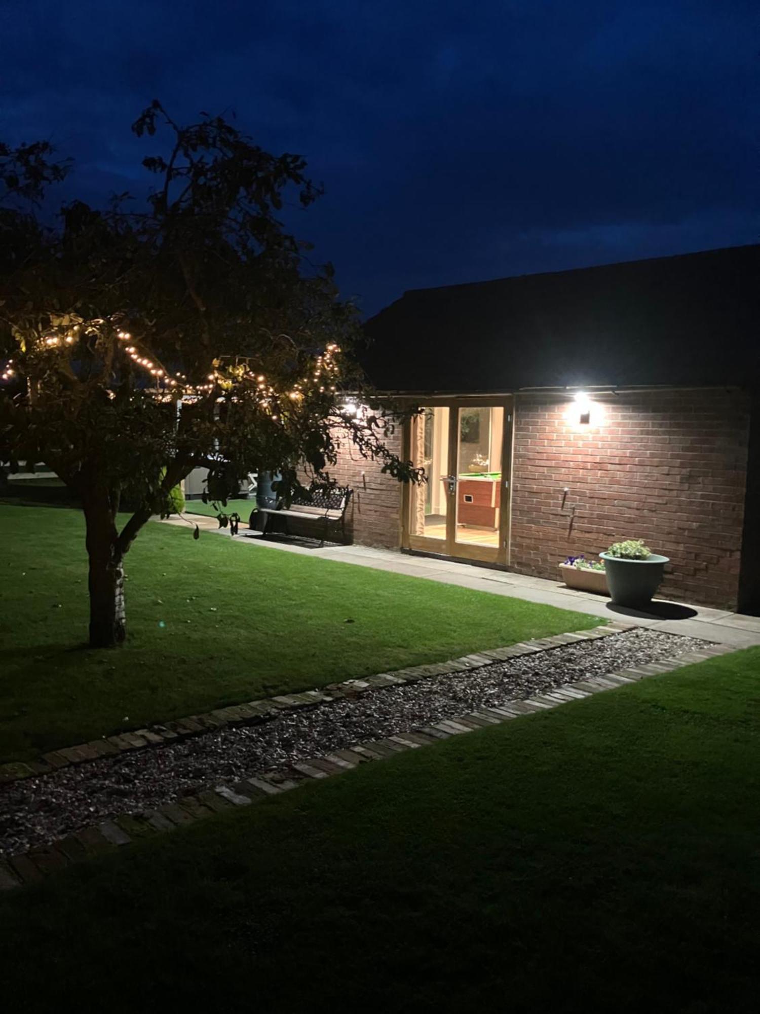 Villa Old Chapel House Tetney Lock Grimsby Exterior foto
